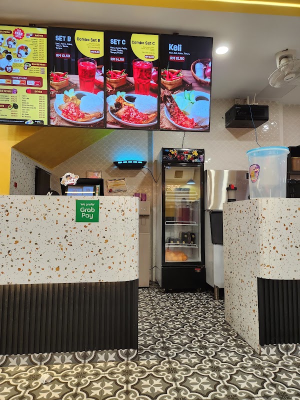 Ayam Gepuk Top Global Vista Alam