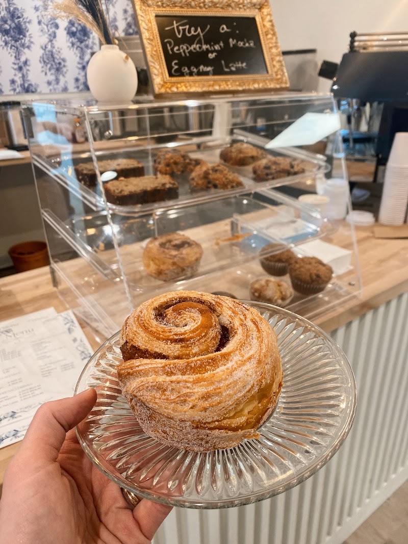 Lavish Coffee photo 2