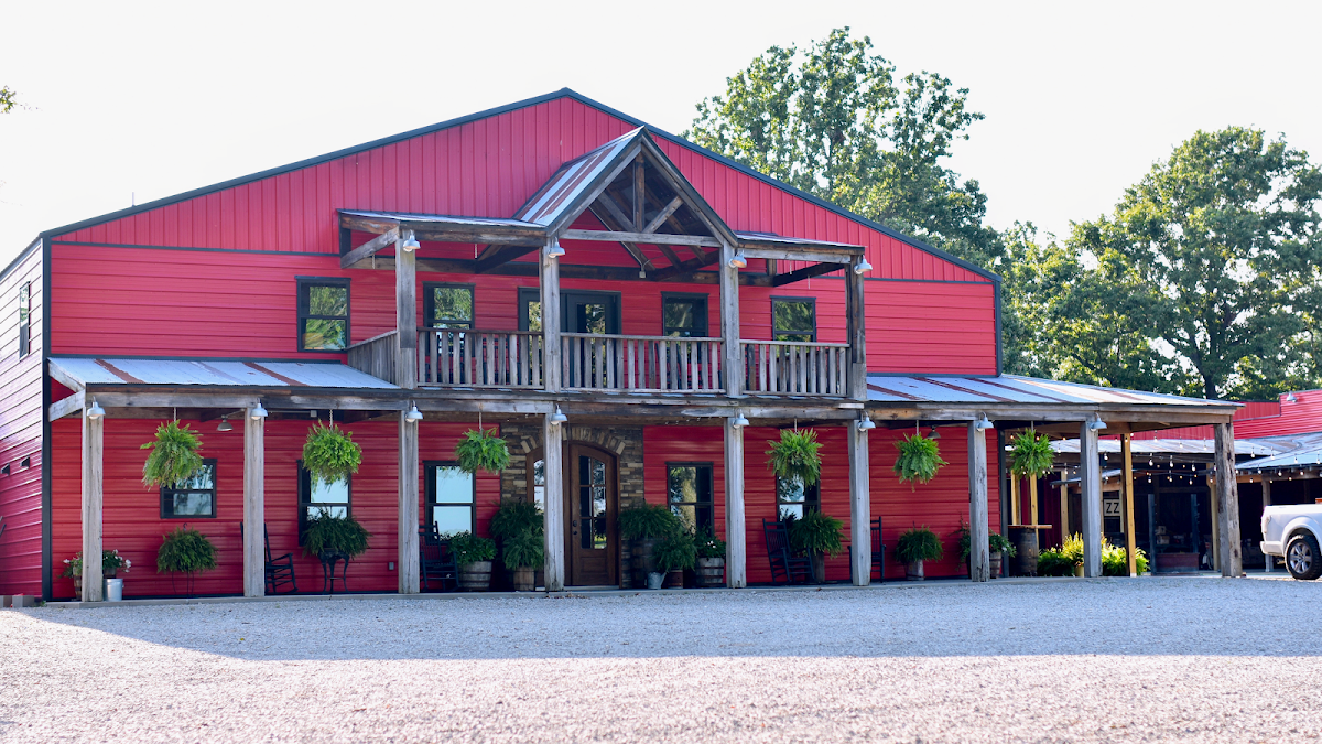 Elk Chute Lodge