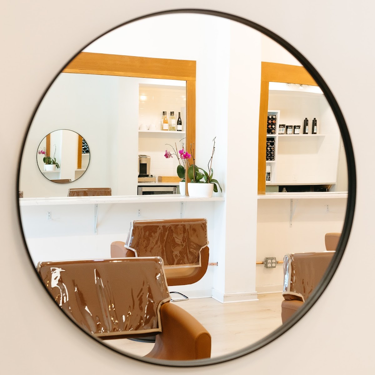Salon Oko: Google Places image 4