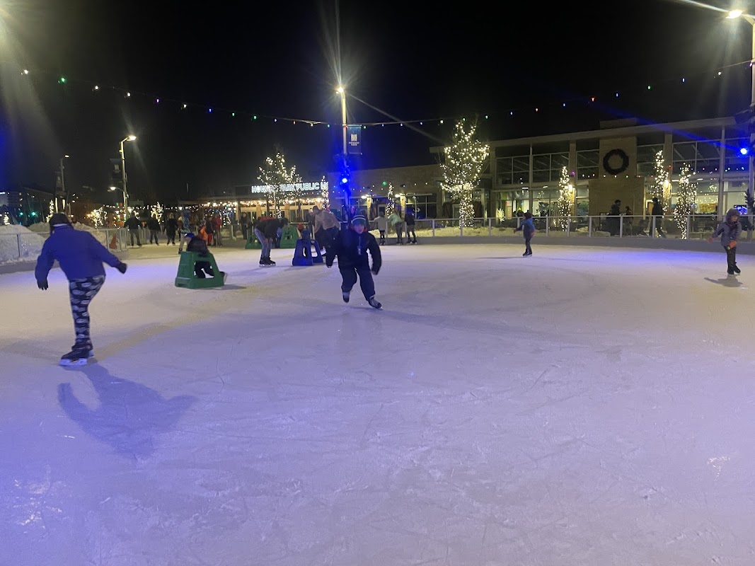 Howard Park Ice Rink Center exterior — South Bend, United States