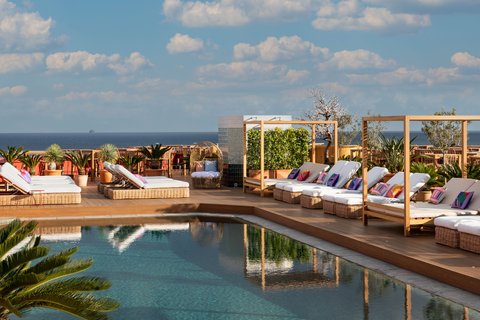 AC Hotel by Marriott Nice 3