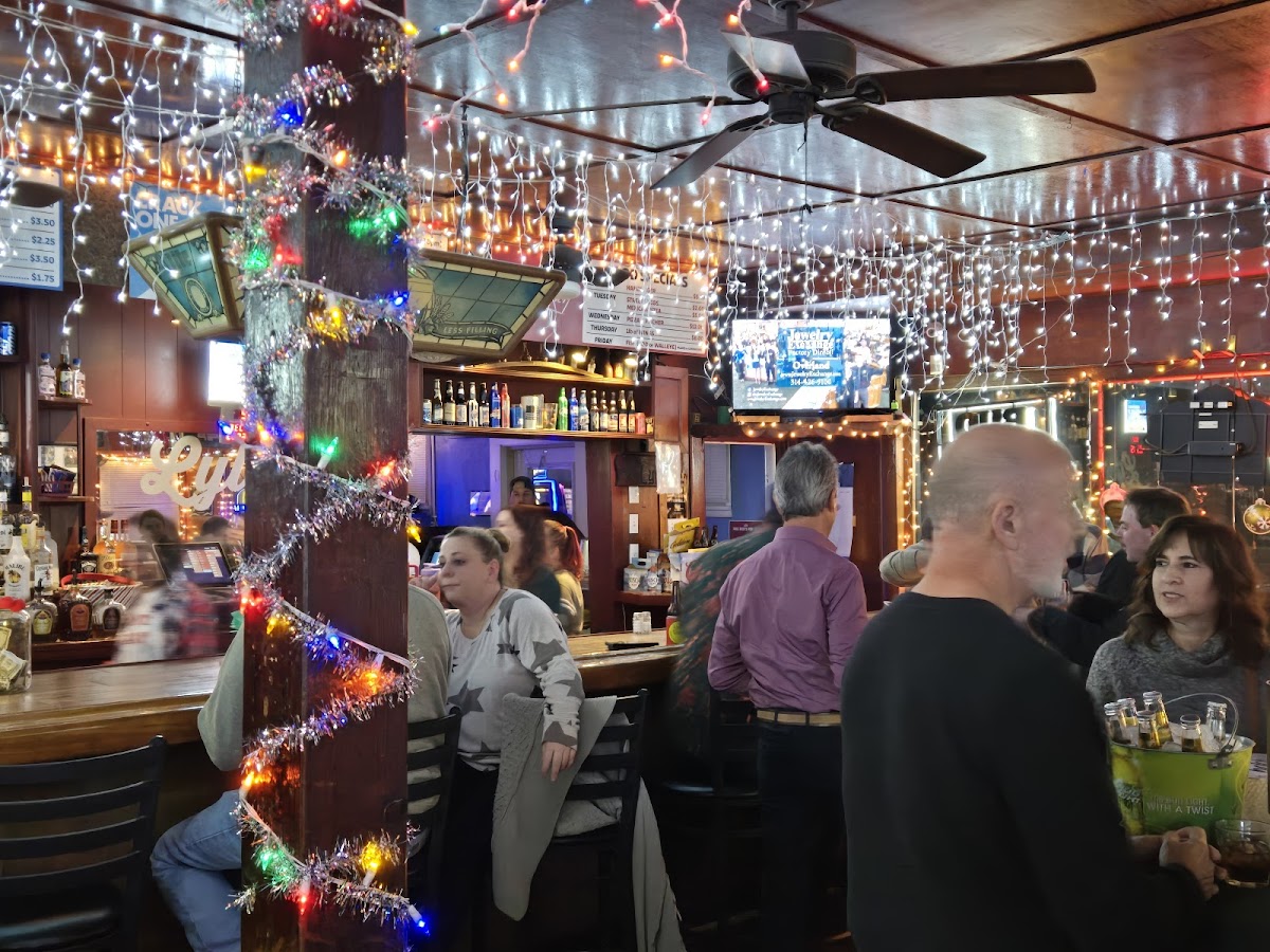 Lyle's Bar & Grill