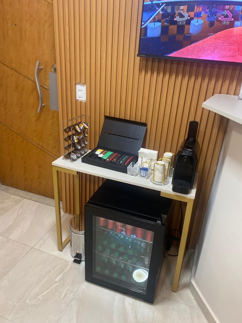 BM Odontologia - Lentes em Resina - foto 4