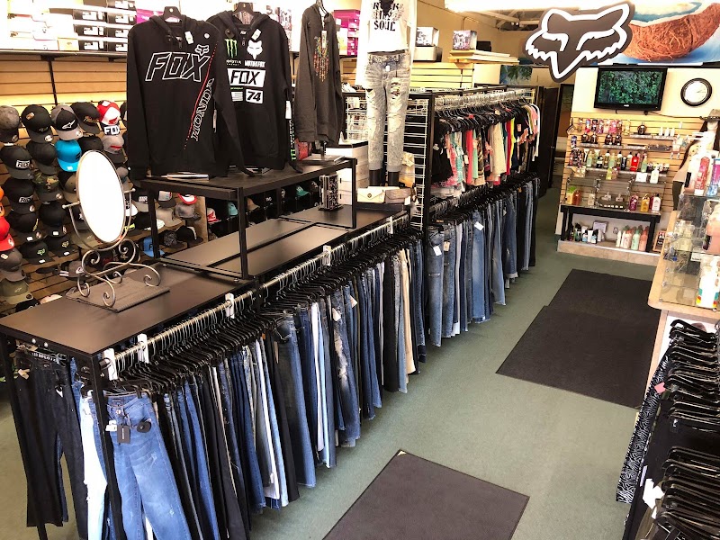 Sun Seekers Crescent City Tanning Salon - Fresh Juices - Smoothies - Hawaiian Shave Ice photo 2