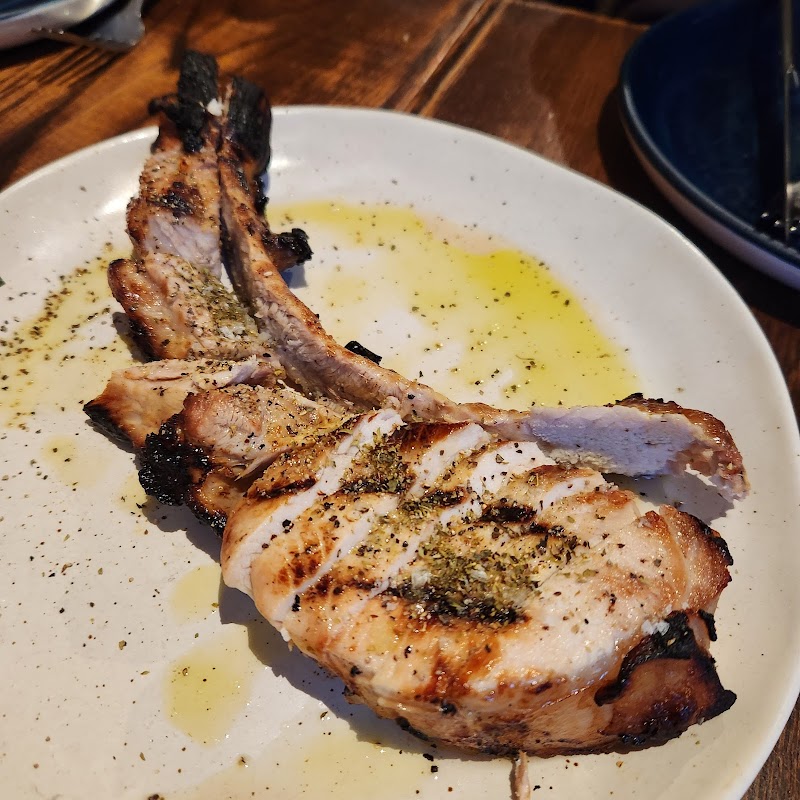 SALONA | 260A SWAN ST RICHMOND | Est. 1969 photo 10