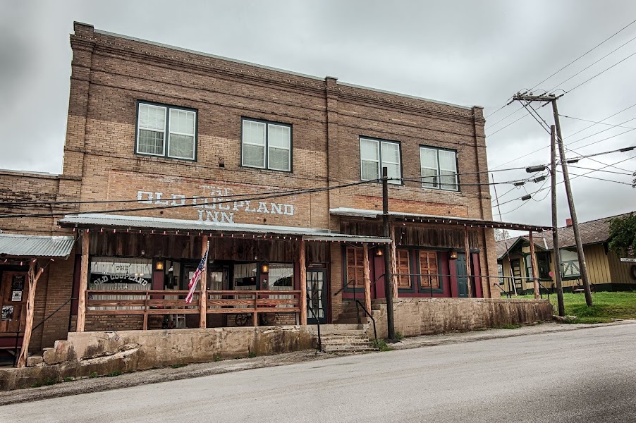 Coupland Dancehall  - Lightstream Presents