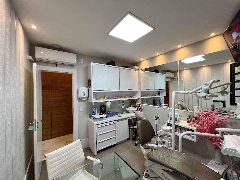 Curitiba Dental Office ~ Odontologia - foto 2