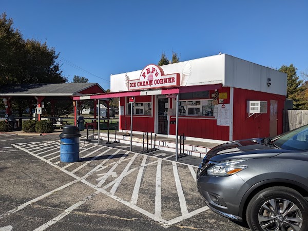 PRP'S ICE CREAM CORNER exterior