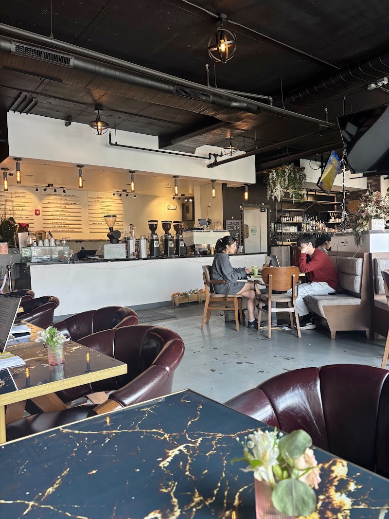 Adee's Coffee & Bar photo 3