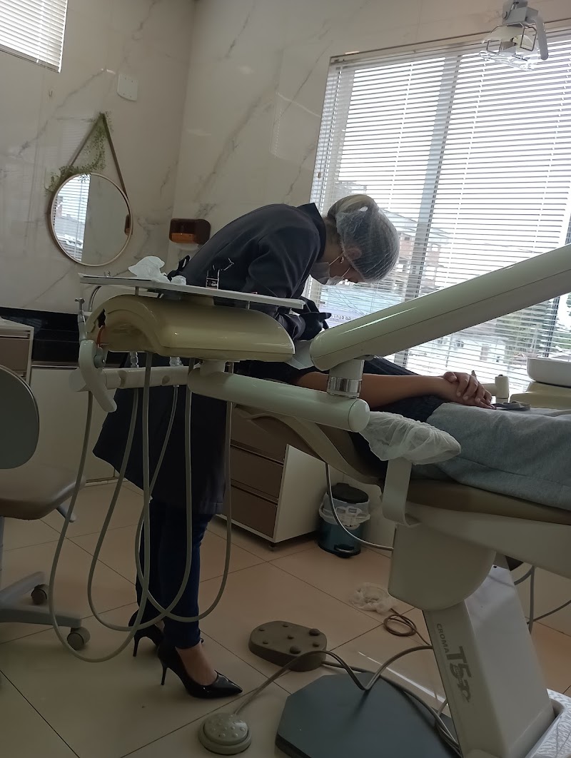 Dra. Anne Fermow - foto 3