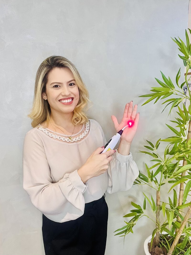 Dra. Anne Fermow - foto 1