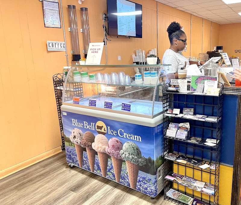 Cat's Coffee & Creamery photo 1