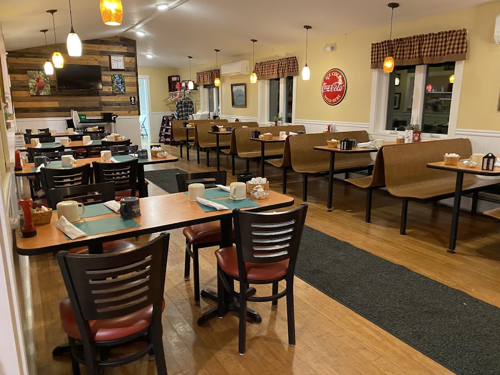 Grandbelly’s Country Cafe