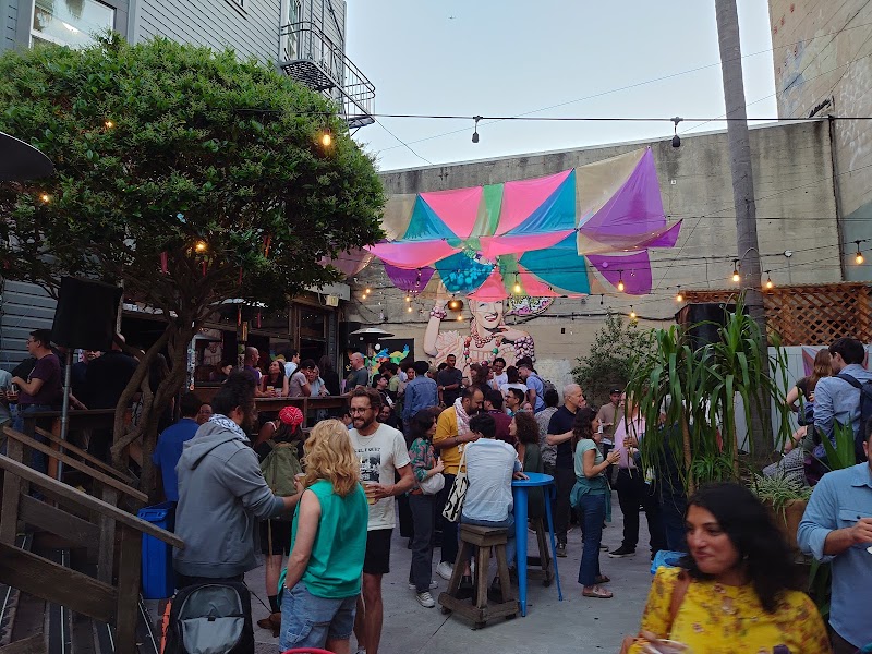 El Rio photo 3