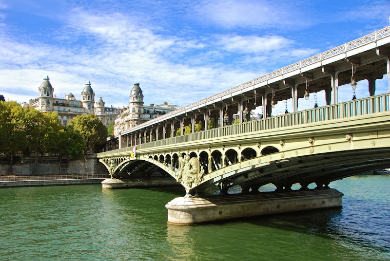 Pont de Bir-Hakeim