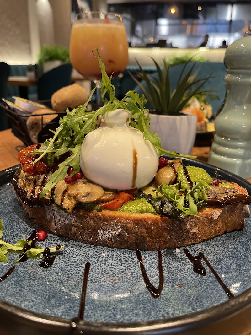 OMI restaurant photo 2