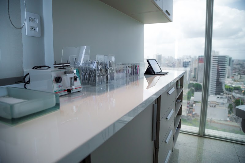 Dra. Paloma Bezerra e Dr. Daniel Bahia - Odontologia Integrada - foto 3