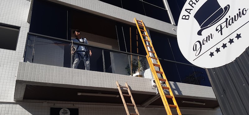 Foto de Interfilm's Curitiba | Insulfilm em Curitiba - Insulfilm para Residência - Película Solar..