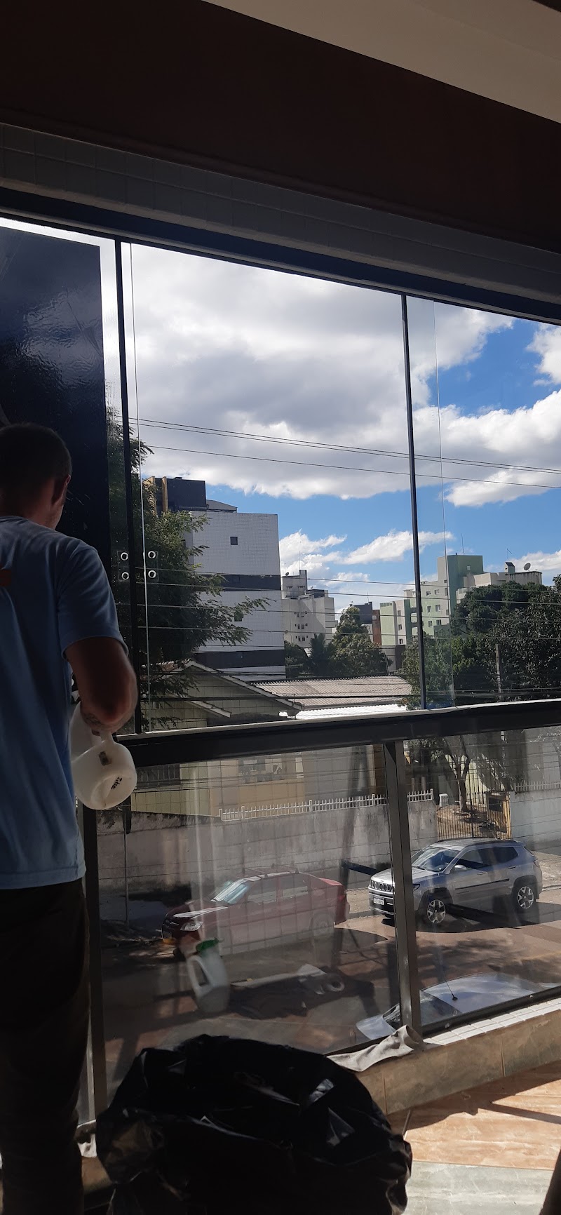 Foto de Interfilm's Curitiba | Insulfilm em Curitiba - Insulfilm para Residência - Película Solar..