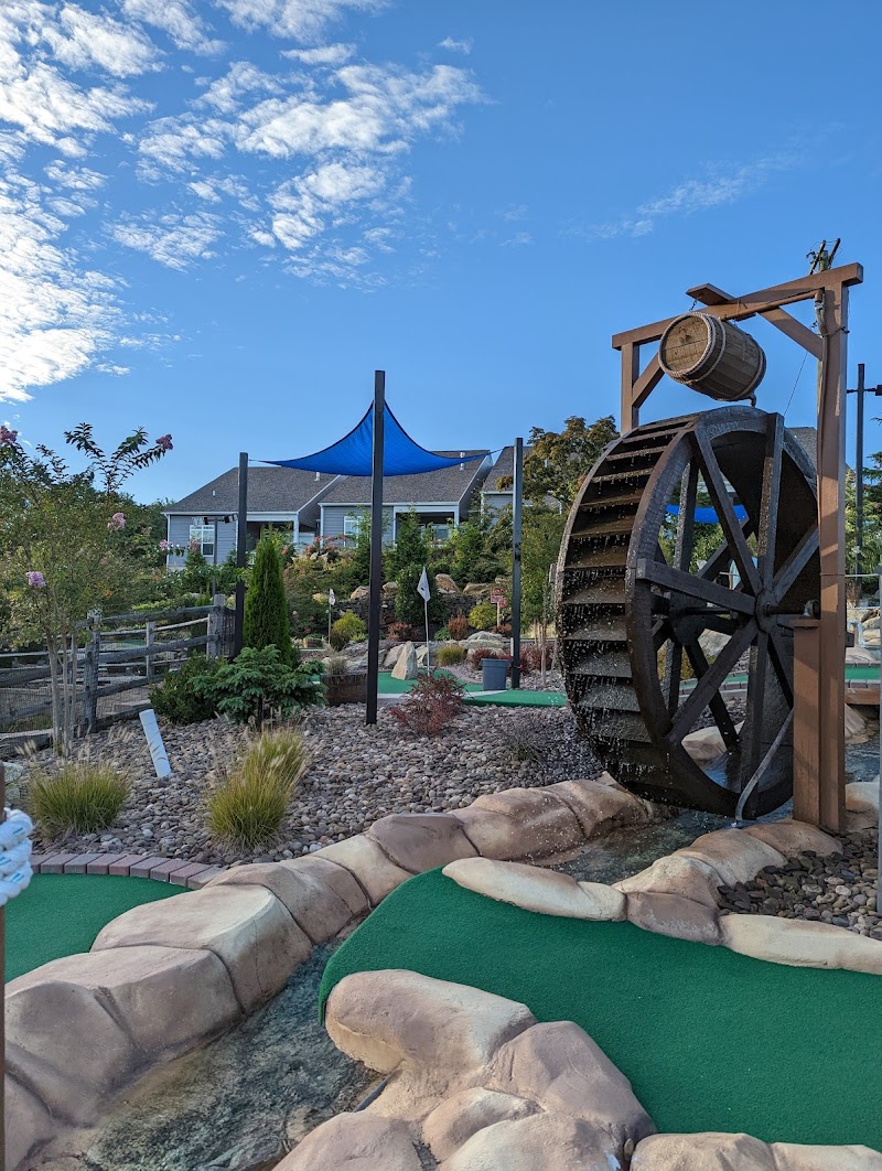 Mountain Run Mini Golf banner