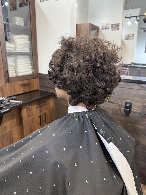 High End Barber Shop photo 3