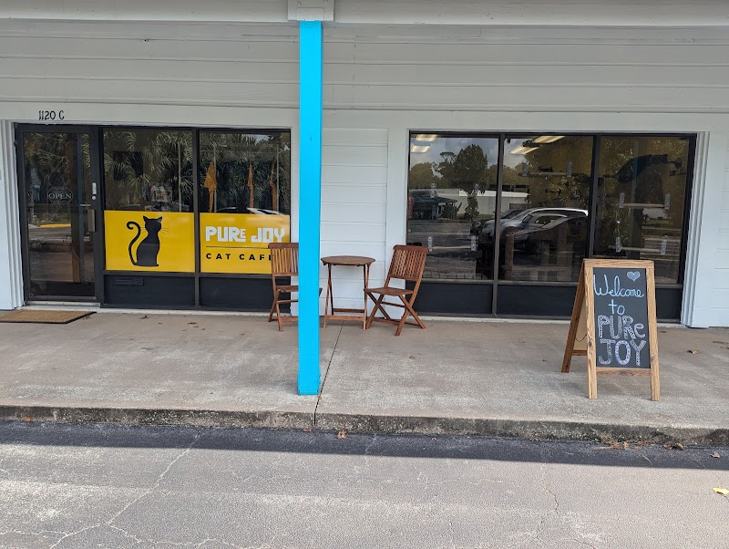 PURe JOY CAT CAFE