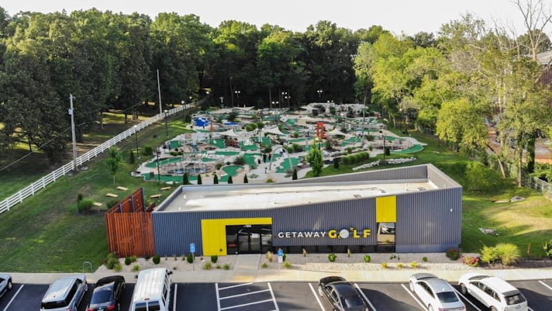 Getaway Golf banner