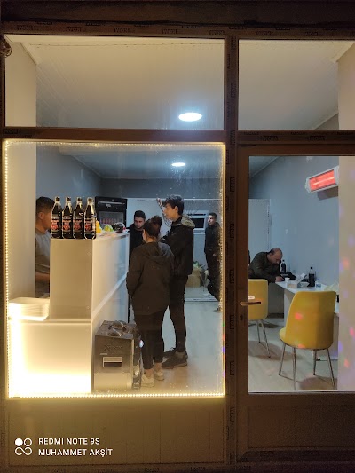 Çiğ Köfteci Ömer Usta Feke Şubesi - Restoran
