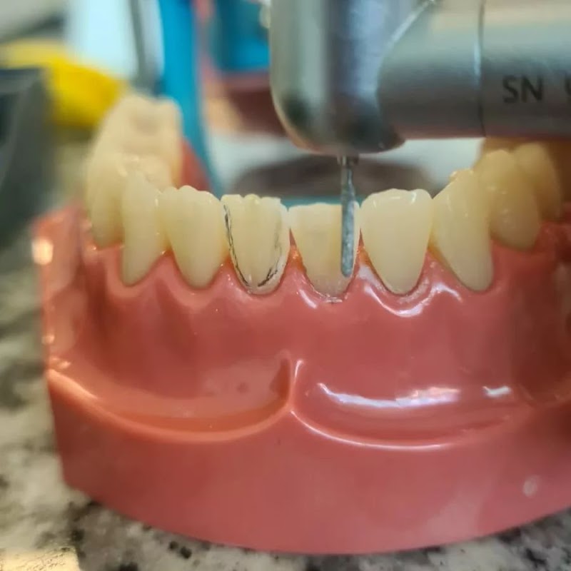 Dra. Ariane Gutiérrez | Tratamento de Canal com Microscopia | Sedação Consciente - foto 5