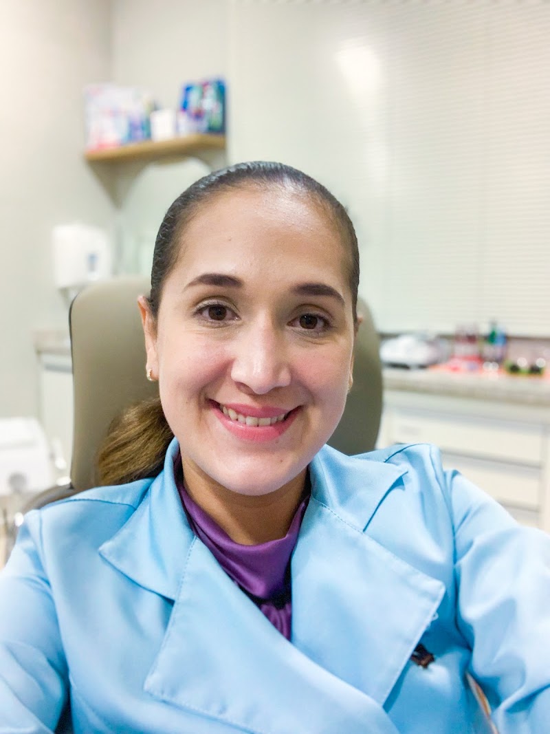 Dra Carolina Fraga - foto 4