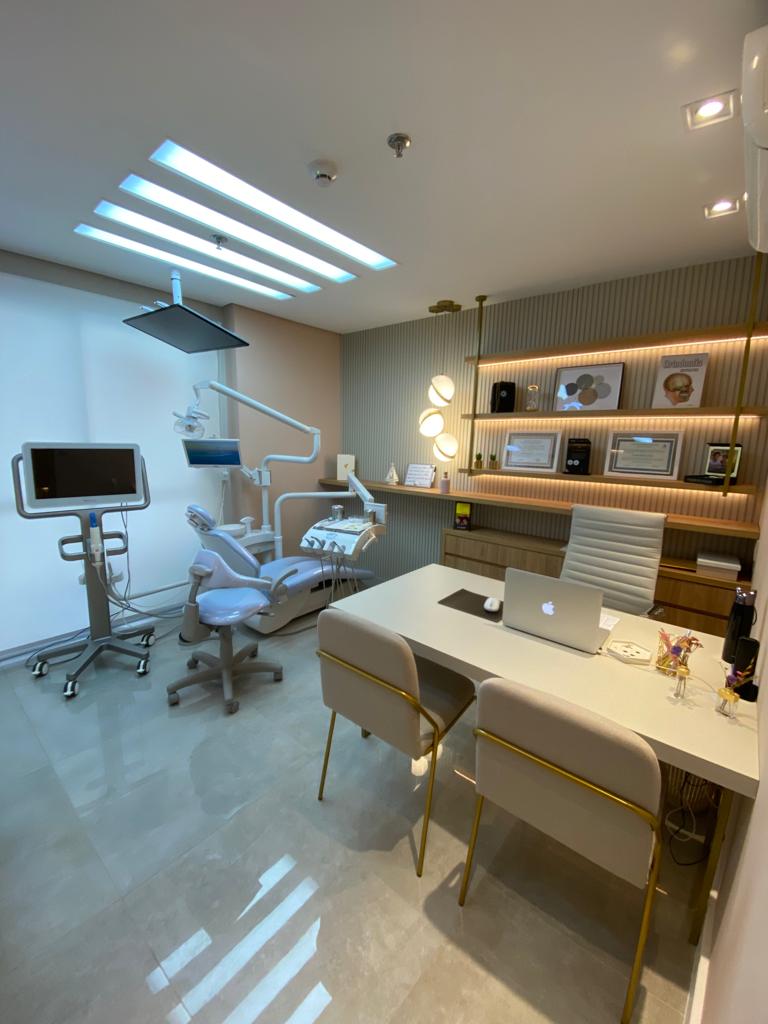 Dra. Jennifer Simão - JOS - Odontologia - foto 1