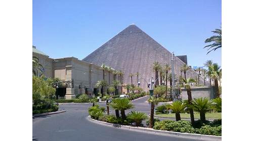Luxor Hotel & Casino