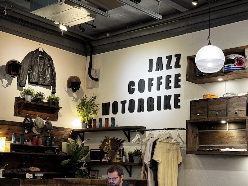 Aperture Coffee Bar photo 1