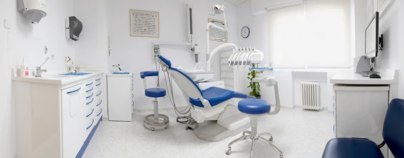 Clínica Dental Dra. Loreto Rodríguez Méndez