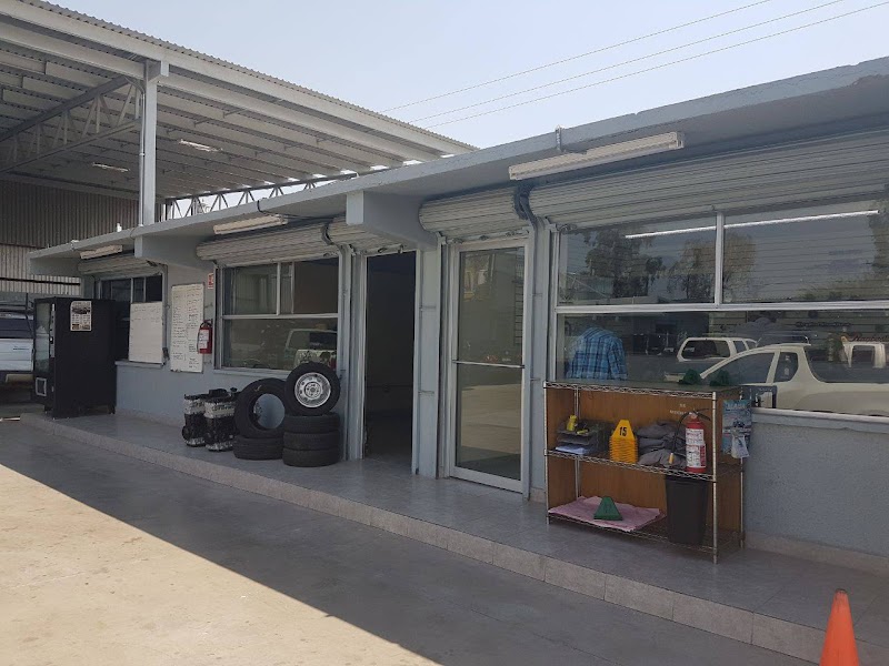 Amy's Auto Shop - 2