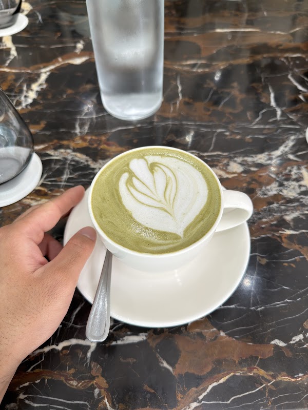Aivee Cafe