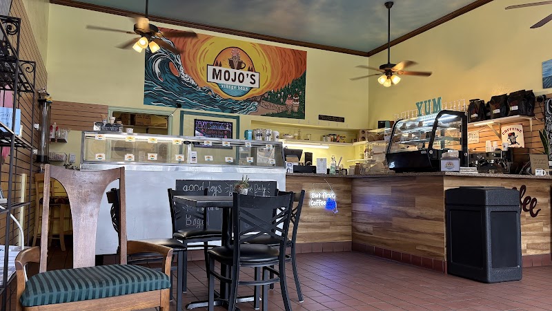 Mojo's Village Cafe photo 4