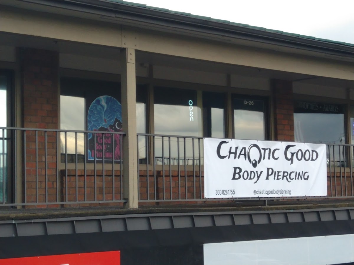 Chaotic Good Body Piercing & Tattoo tattoo work — photo 2