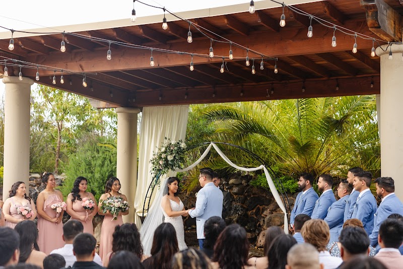 Union Brick by Wedgewood Weddings