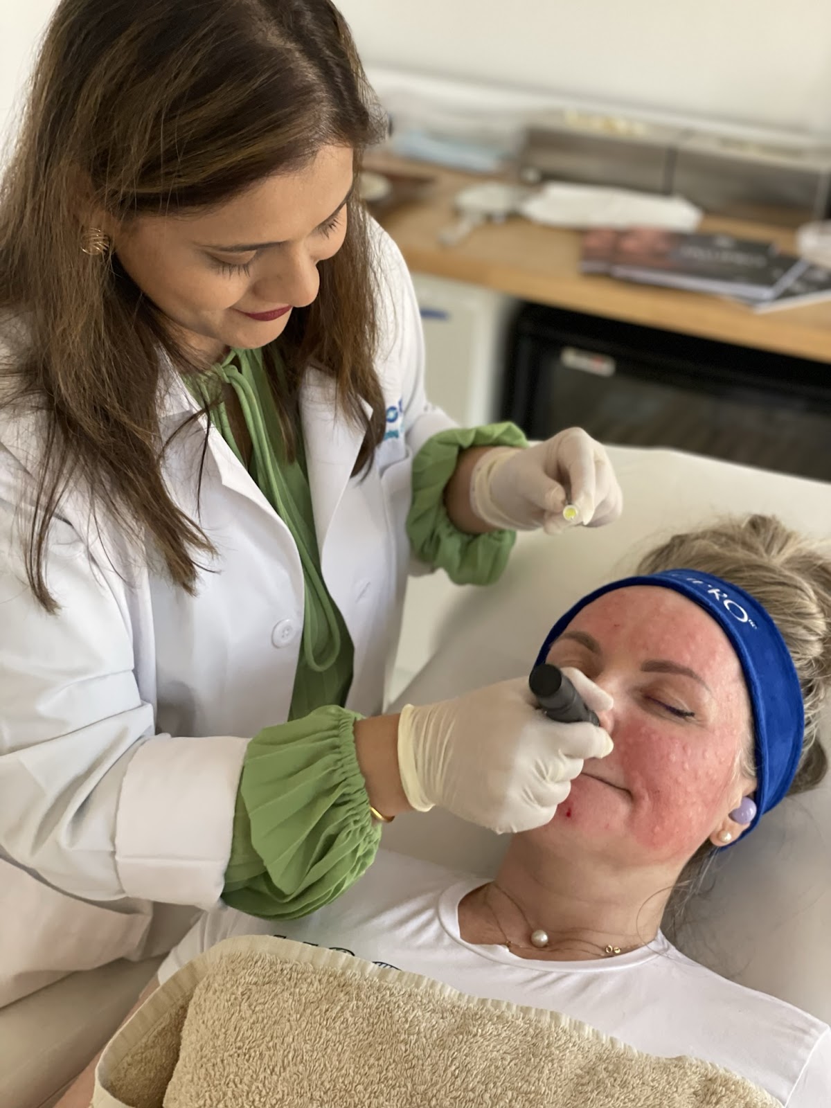 Dr Azaiba Kara | Cosmetologist in Dubai | Laser Expert & Clinical Trainer 2