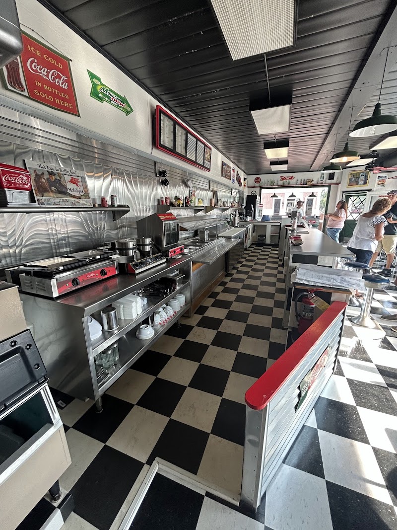 Cruizers Cafe photo 3