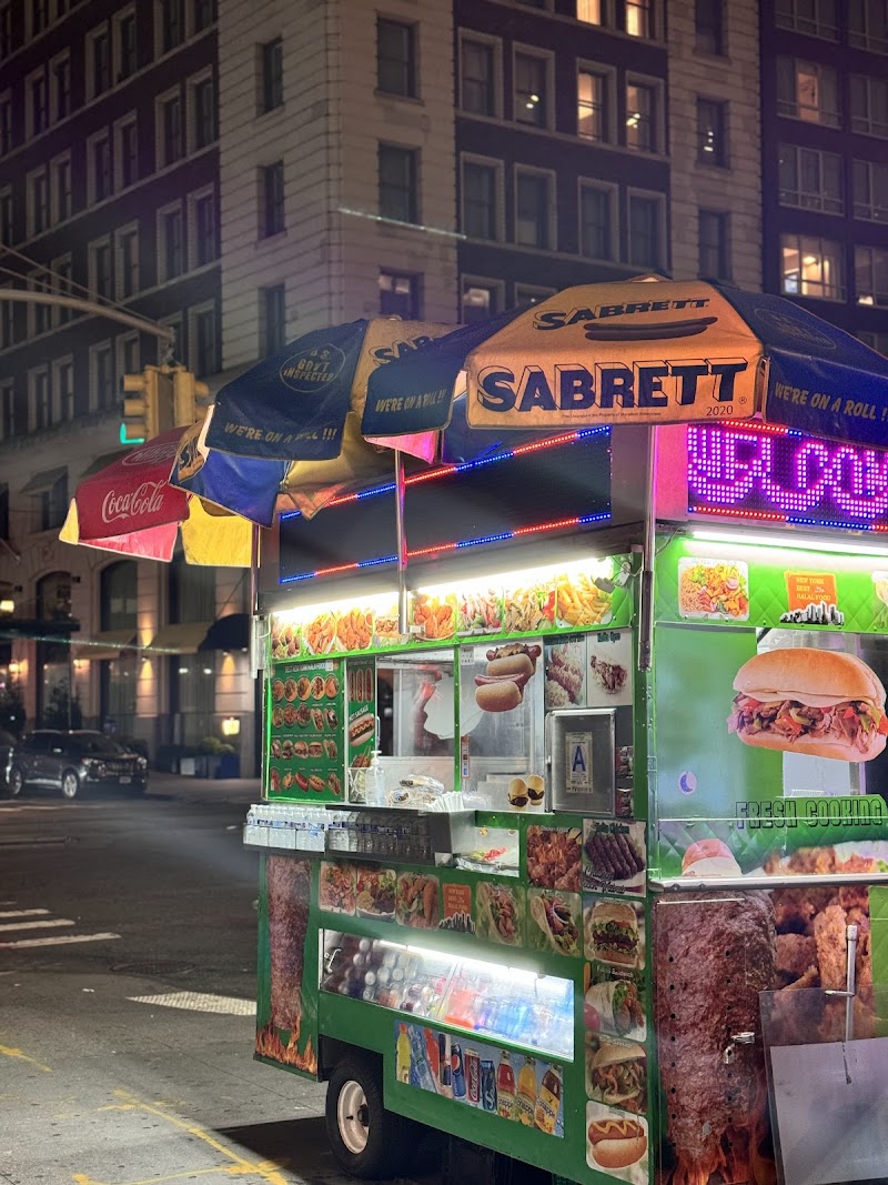 NEW YORK BEST HALAL FOOD photo 1