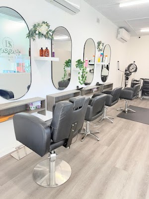 D Square Hair & Beauty