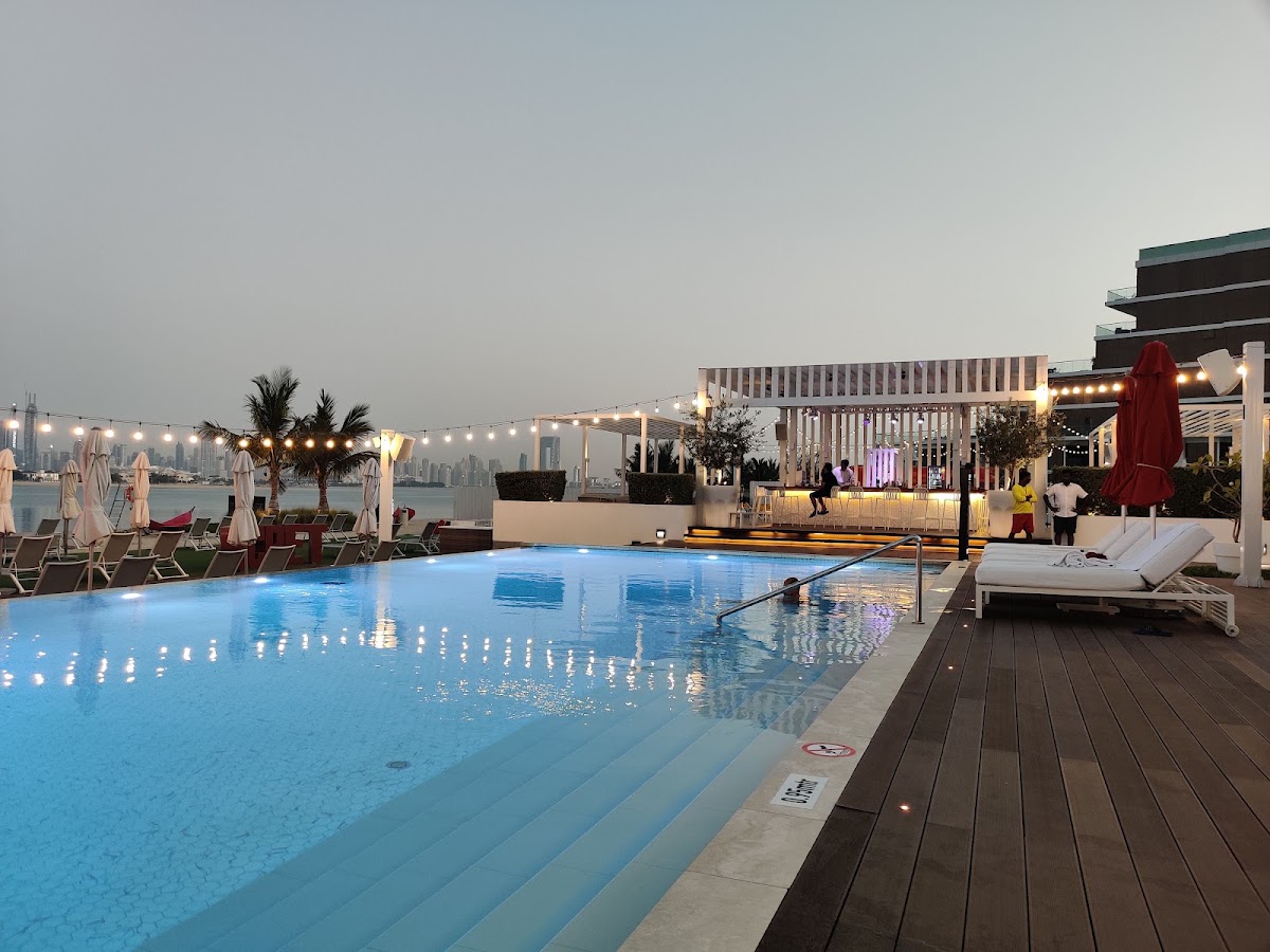 Th8 Palm Dubai Beach Resort, Vignette Collection 3