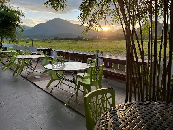 Nasi Dagang Pak Malau