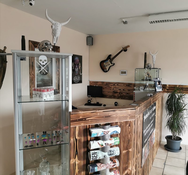 Painful Art Tattoo Ostfriesland