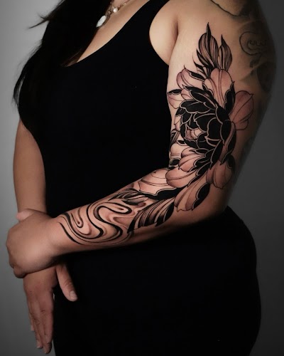 Sombra Tattoo Gallery tattoo parlor in Miami, FL