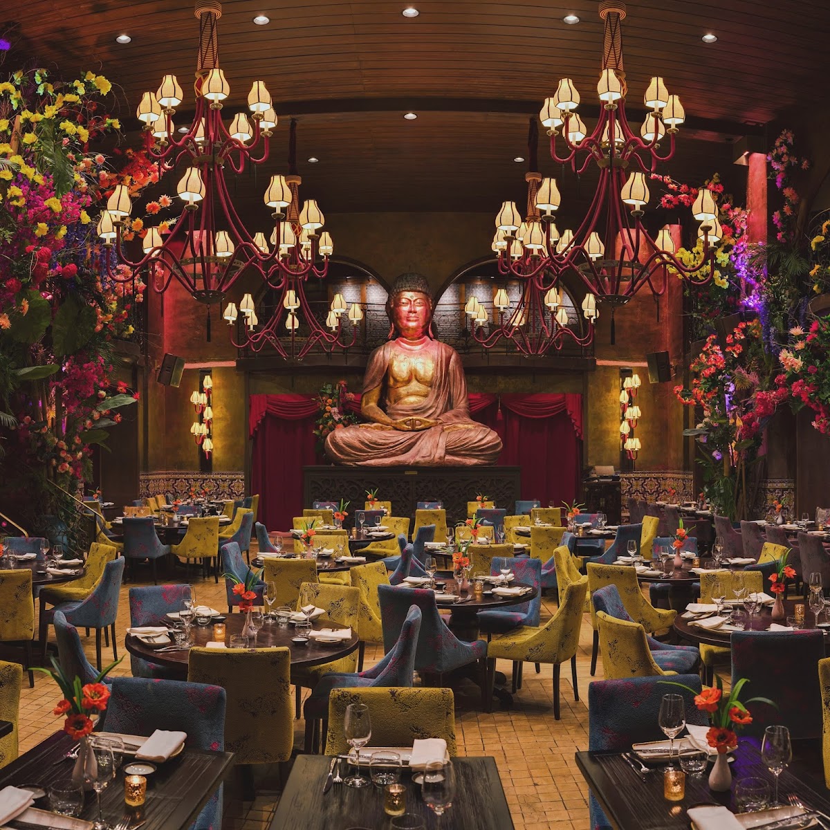 Buddha-Bar Paris, vue extérieure