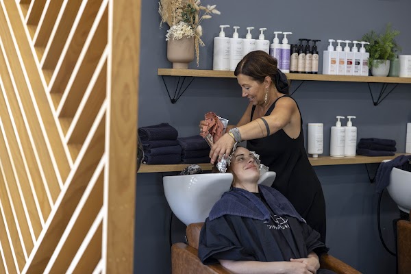 The Ivy for Hair photo 3